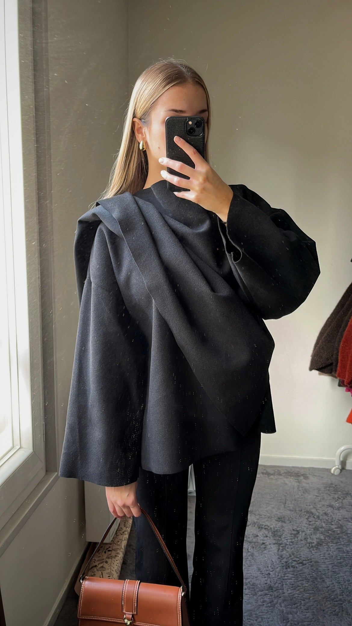 CAPE PONCHO NOIRE