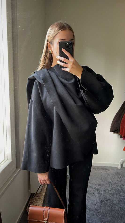 CAPE PONCHO NOIRE